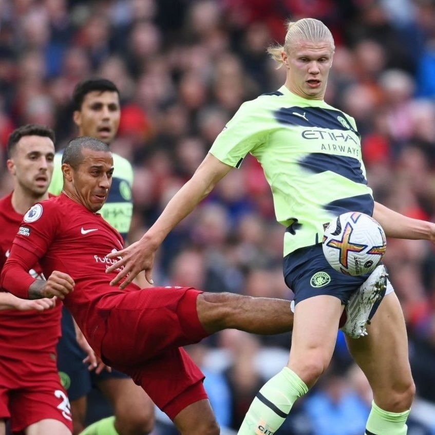 包含哈兰德巅峰对决，萨拉赫与30激战切尔西分钟，战术调整胜负难料！的词条