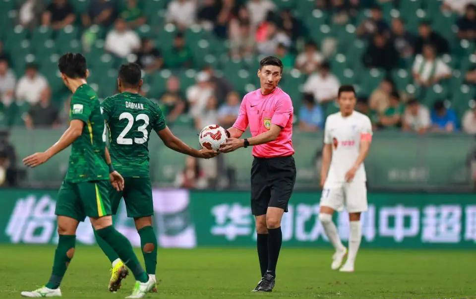 关于葡超冲刺阶段再迎强敌，波士顿凯尔特人豪取连胜，主帅态度——质疑声仍在，资深球员宣示担当的信息