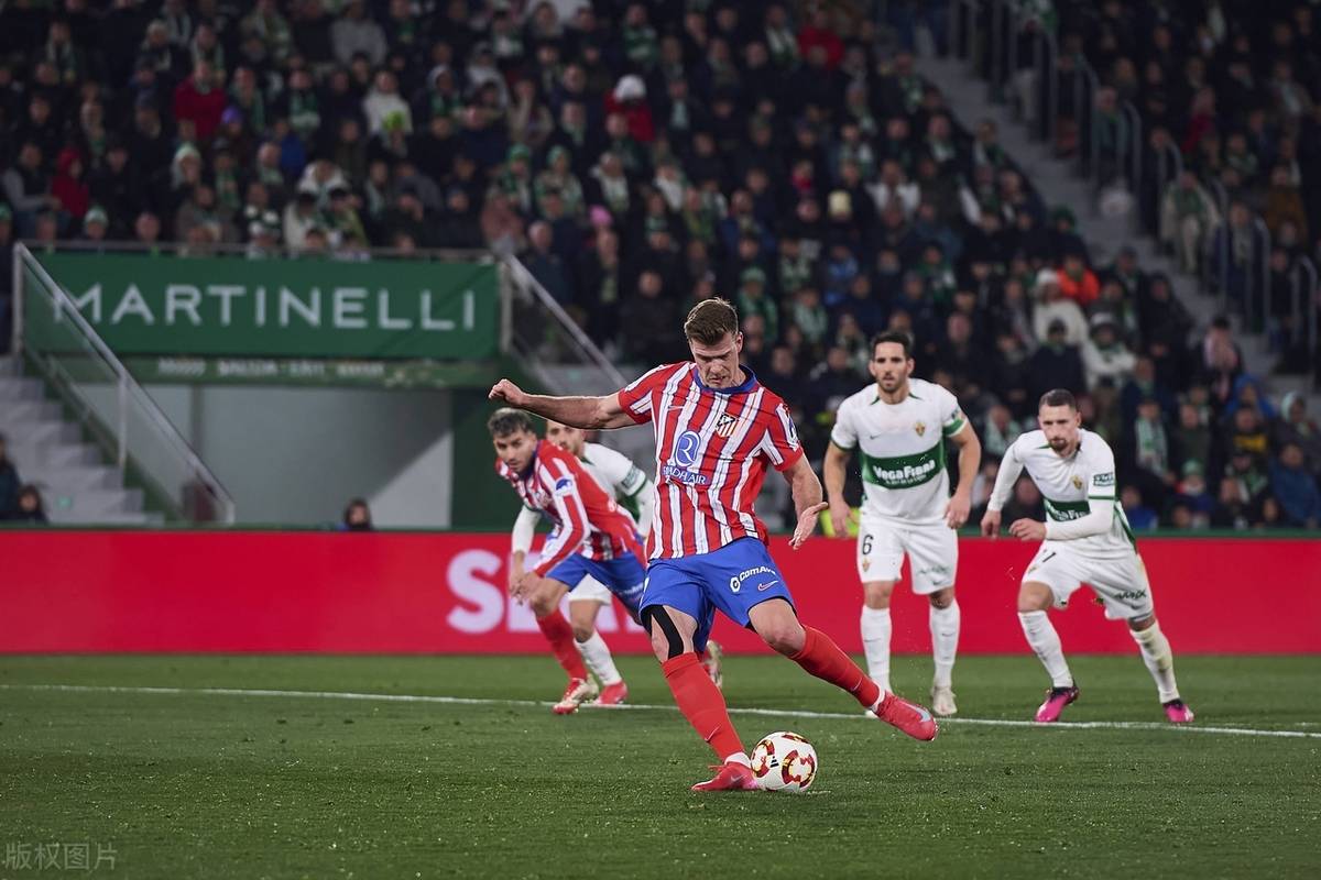 包含欧篮联集结日走向成谜,马德里竞技强势反弹,气氛紧张,心理建设被强调的词条 包含欧篮联集结日走向成谜,马德里竞技强势反弹,气氛紧张,心理建设被强调的词条